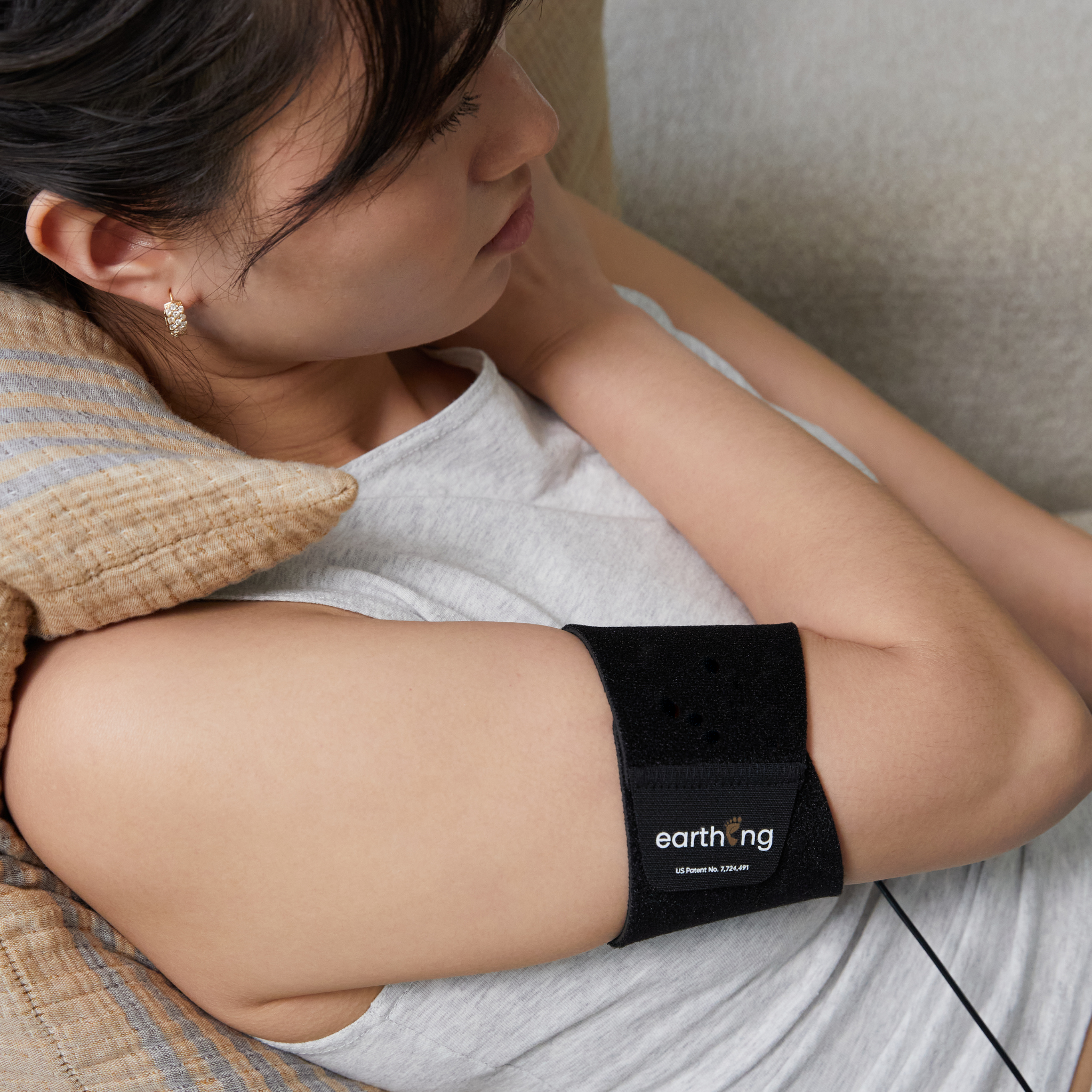 Earthing Universal Band Grounding The Lower Arm.Png